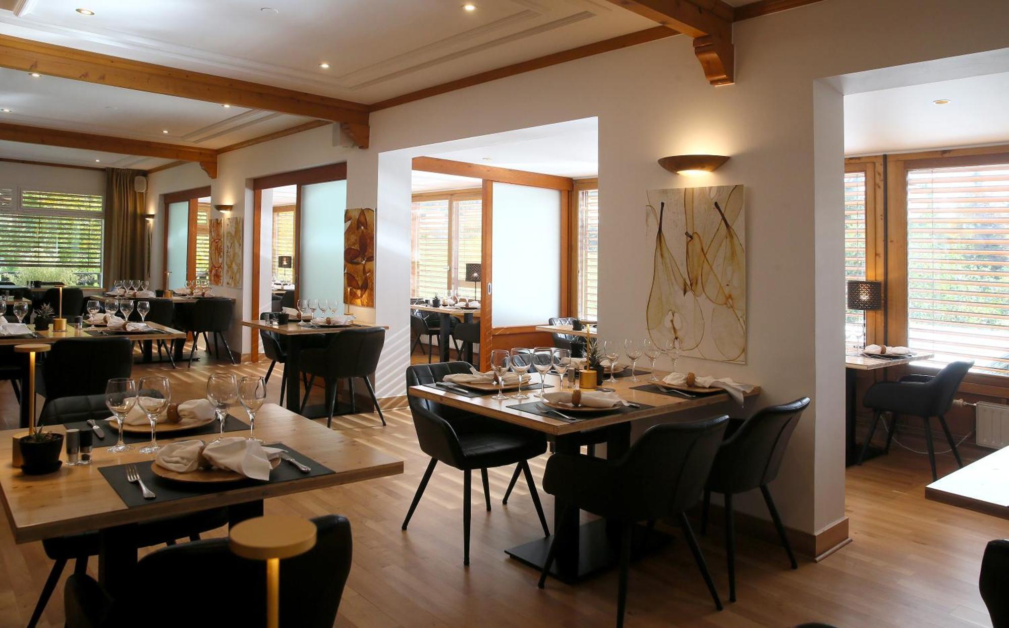 Hotel Restaurant La Buffe オトゥラン エクステリア 写真