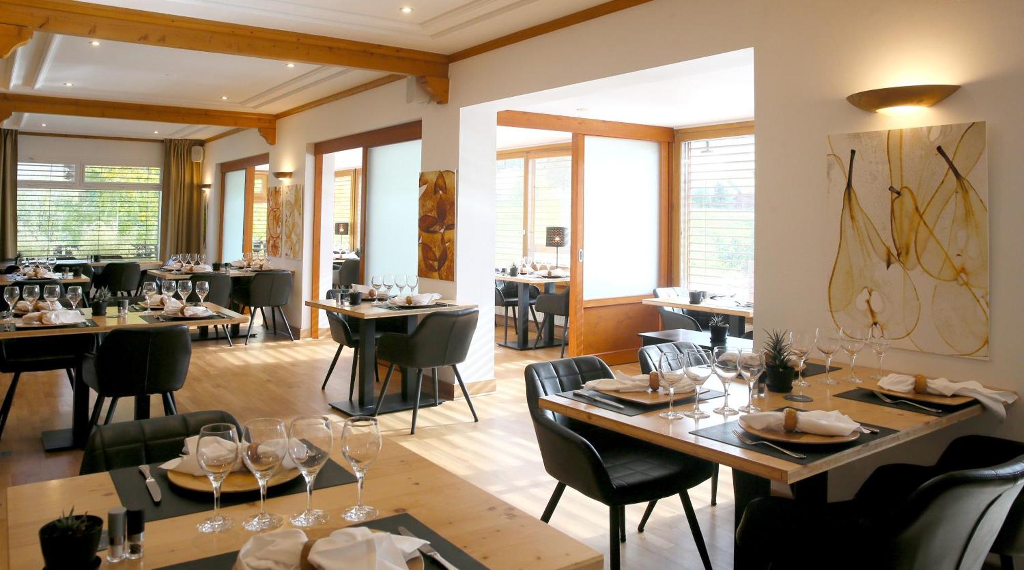 Hotel Restaurant La Buffe オトゥラン エクステリア 写真