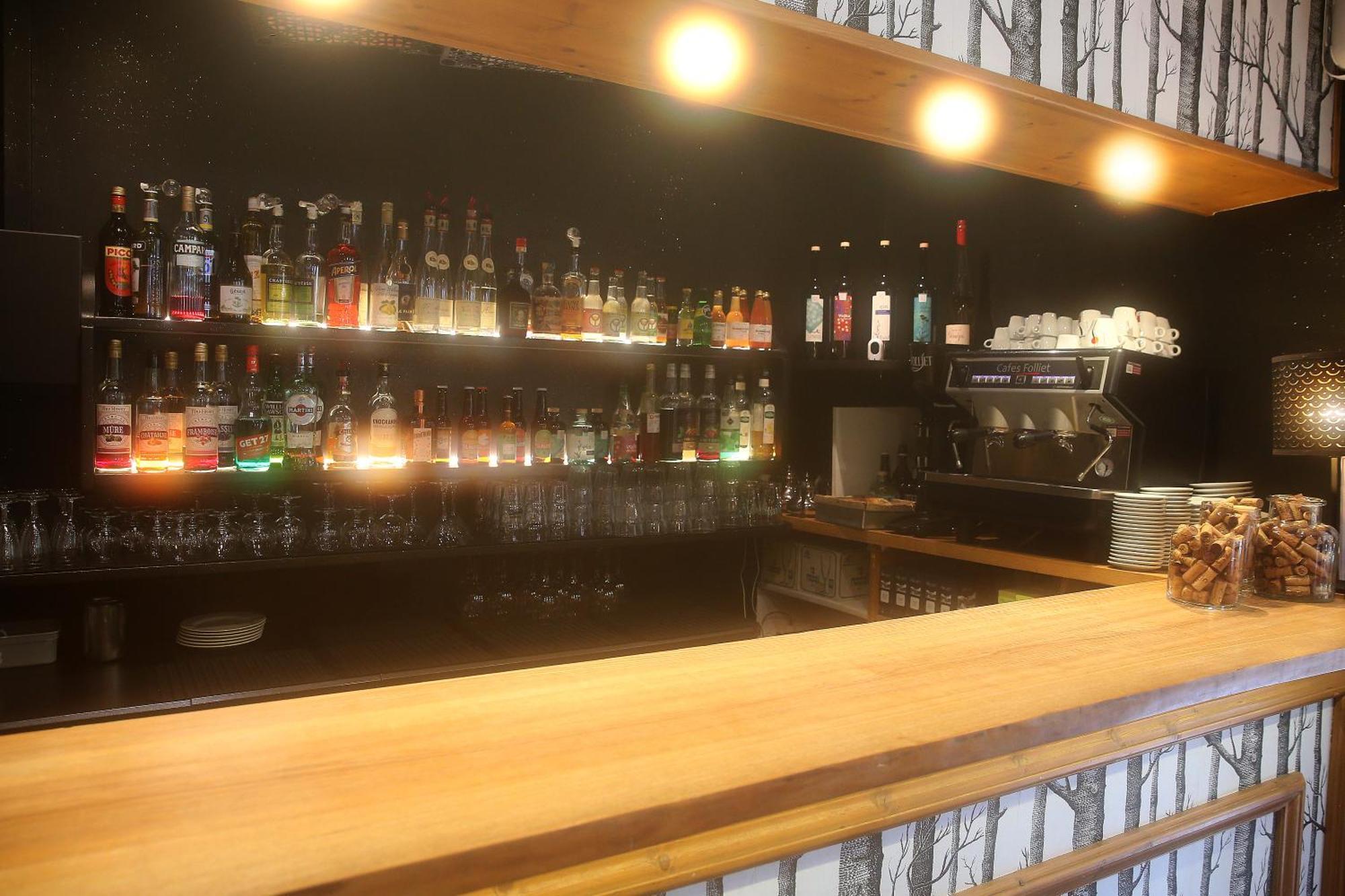 Hotel Restaurant La Buffe オトゥラン エクステリア 写真